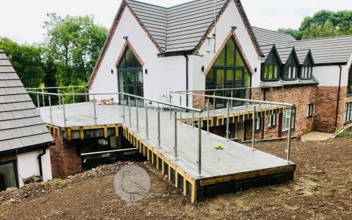 Insta-atc-post-and-rail-stainless-balustrade