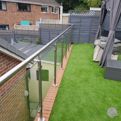 insta-yeomans-post-rail-stainless-steel-balustrade