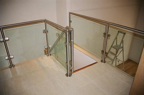 527-Kensington 2 stainless steel glass balustrade