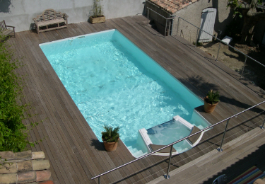 537-Swimming pool protection railings with wire v3