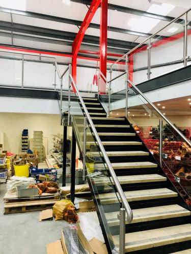 WT-stainless-steel-side-fix-stair-balustrade