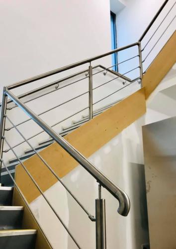 broham-round-bar-infill-stainless-balustrade